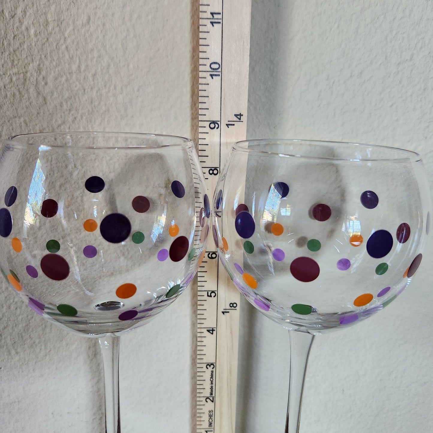 Set of Wine Glasses Pampered Chef Polka Dots