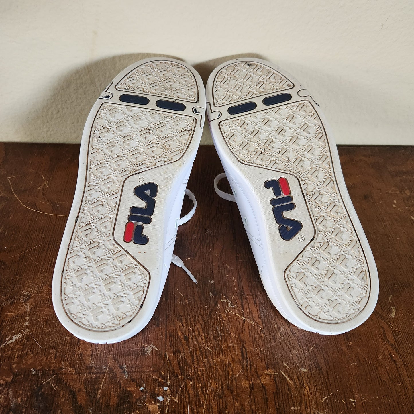 Fila Tennis Shoes Leather Slip On Mules Size 7.5