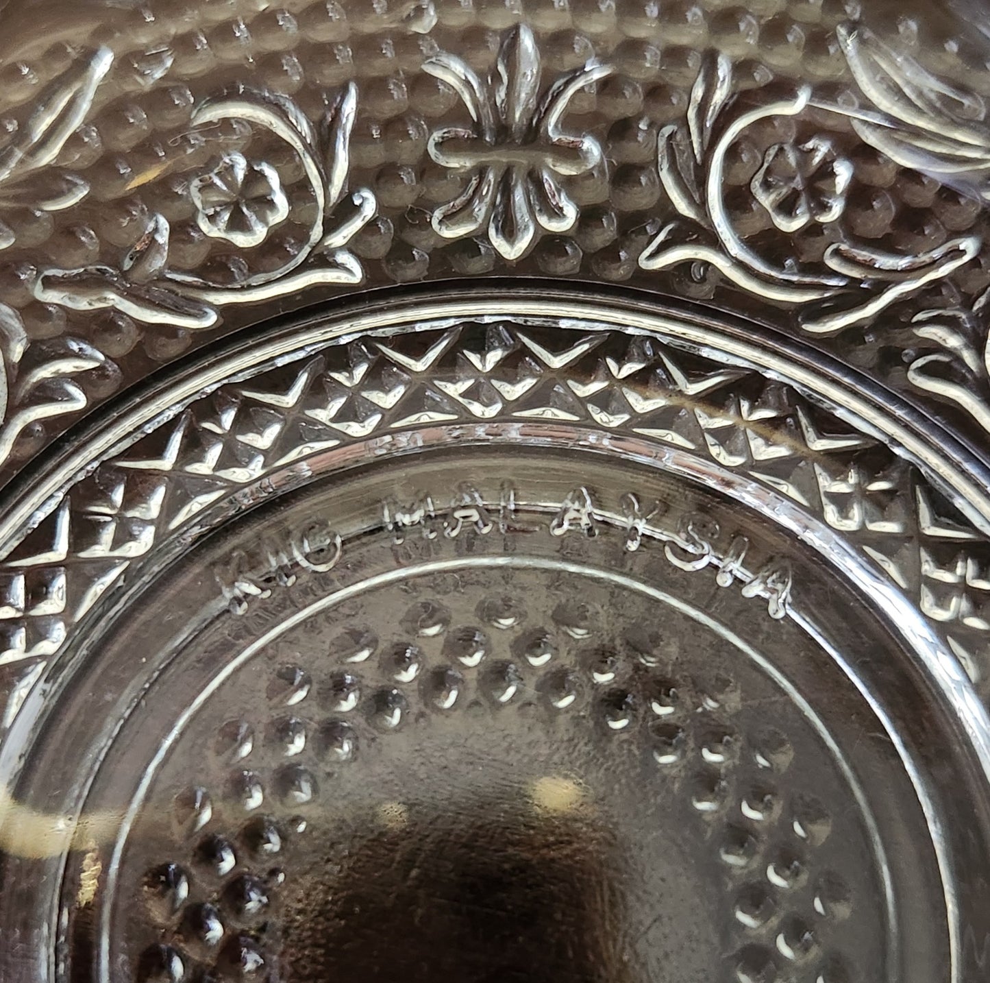 Trellis Fleur de Lis Dessert Bowl