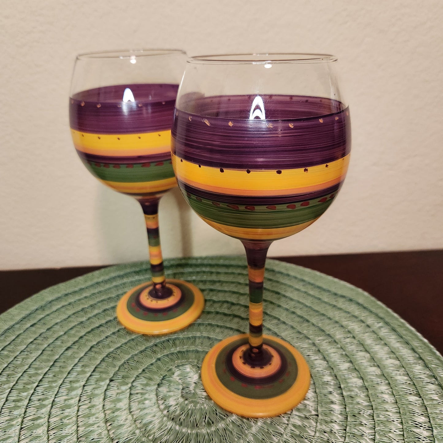 Set of 2 Hand-painted Wine Glasses