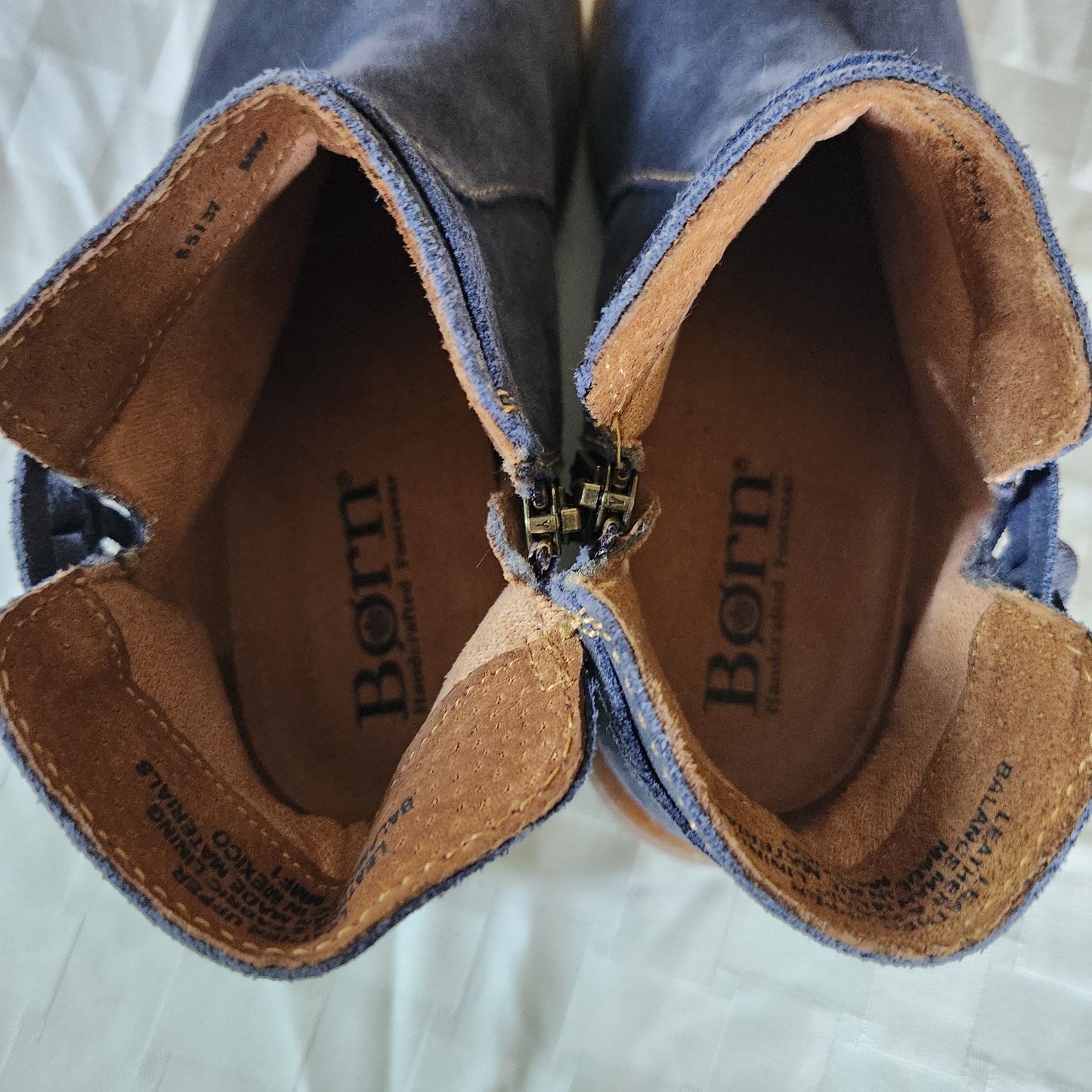 Born Navy Blue Suede Ankle Bootie Comfort Shoes Size 6.5