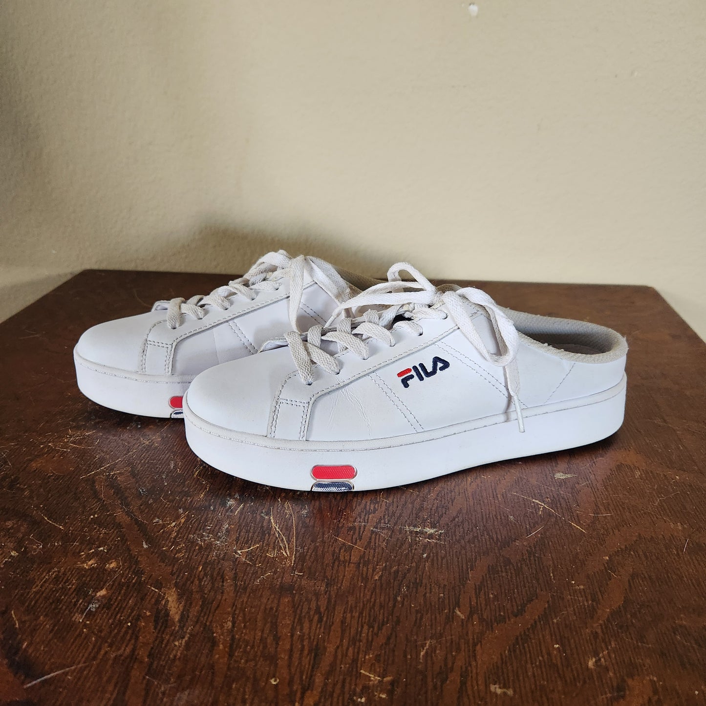 Fila Tennis Shoes Leather Slip On Mules Size 7.5