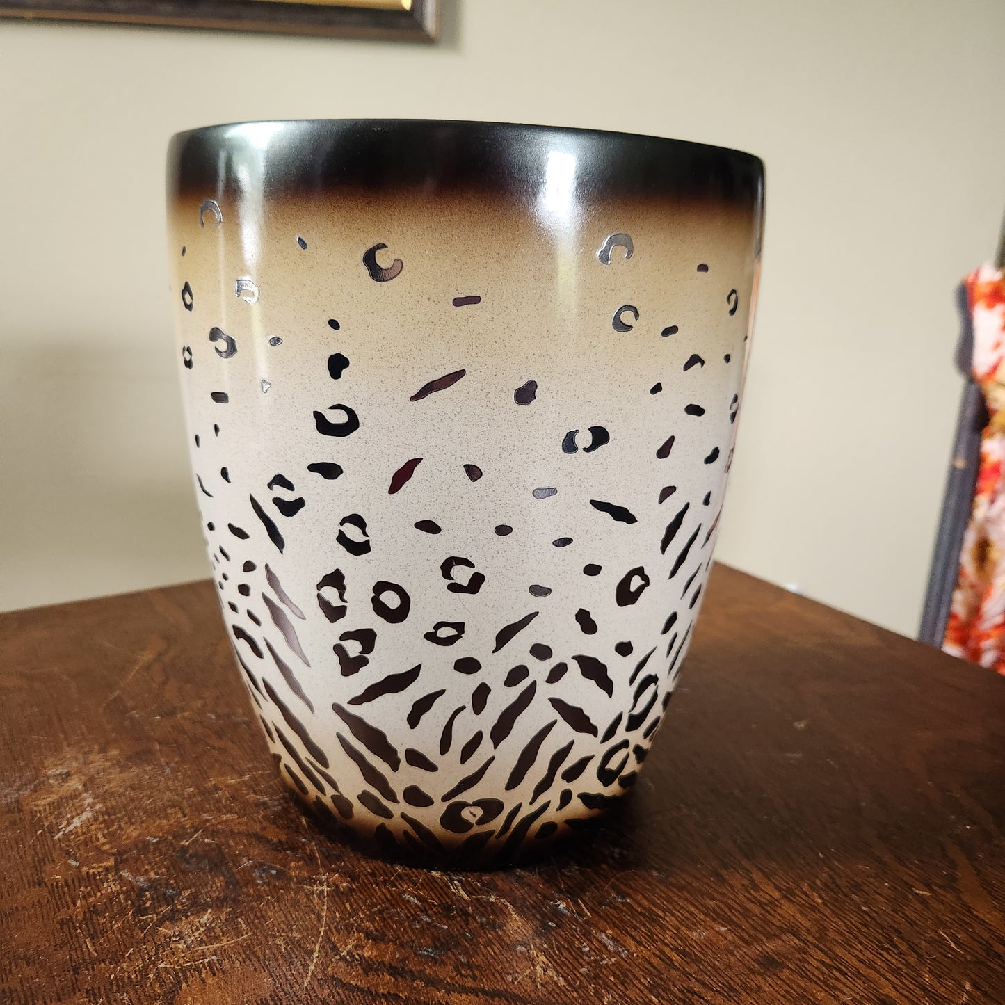 Better Homes & Gardens Leopard Print Waste Basket / Planter 10"