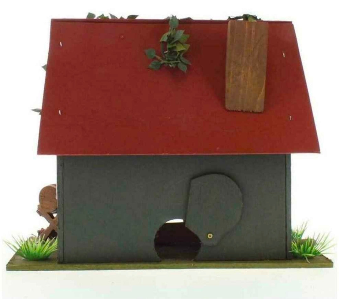 Cottage Winery Birdhouse