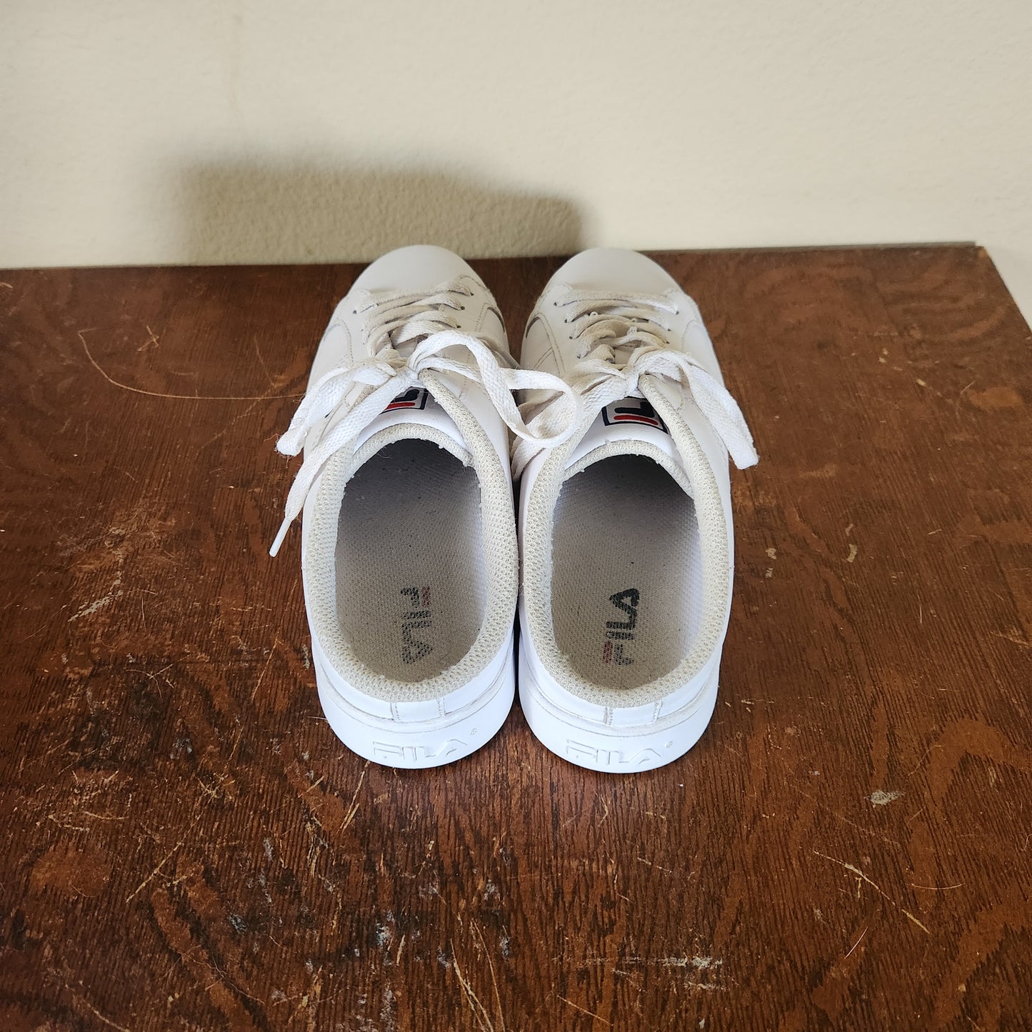 Fila Tennis Shoes Leather Slip On Mules Size 7.5