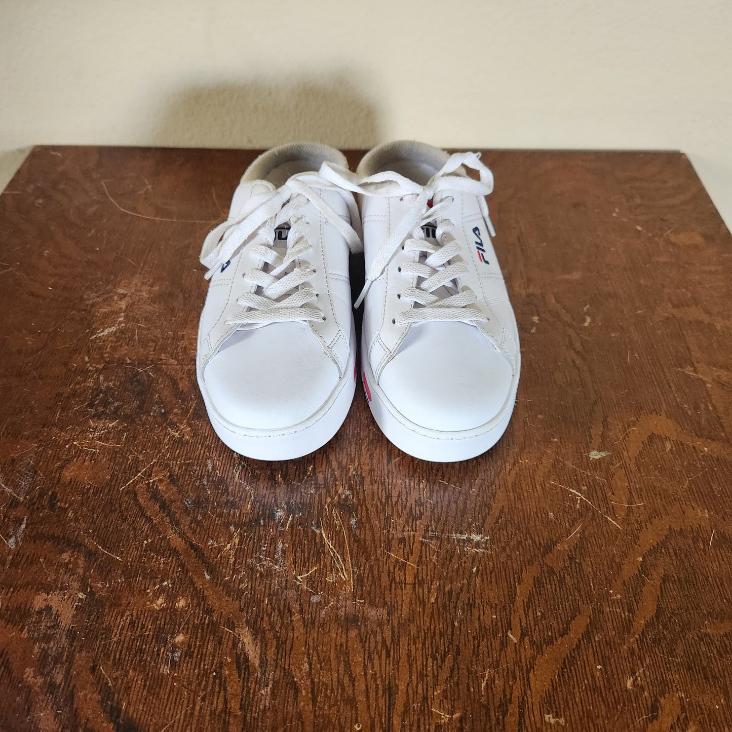 Fila Tennis Shoes Leather Slip On Mules Size 7.5